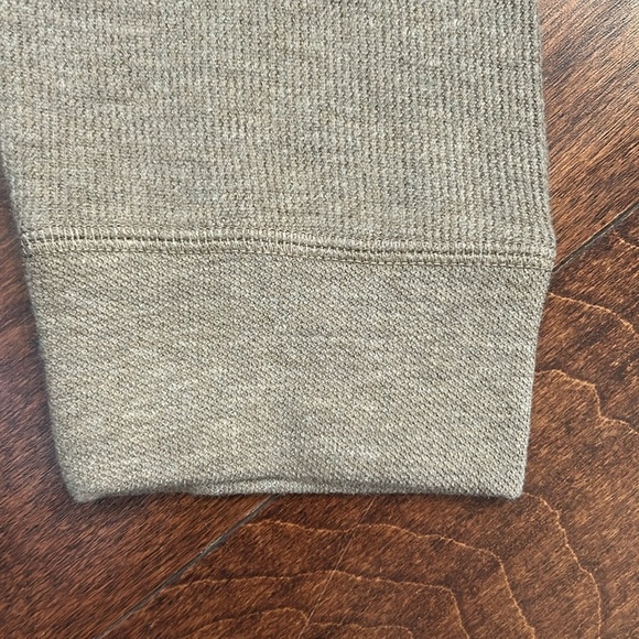 Banana Republic Men's Beige Waffle Quarter Zip Pullover Shirt, Size XXL, NWT - Picture 5 of 10